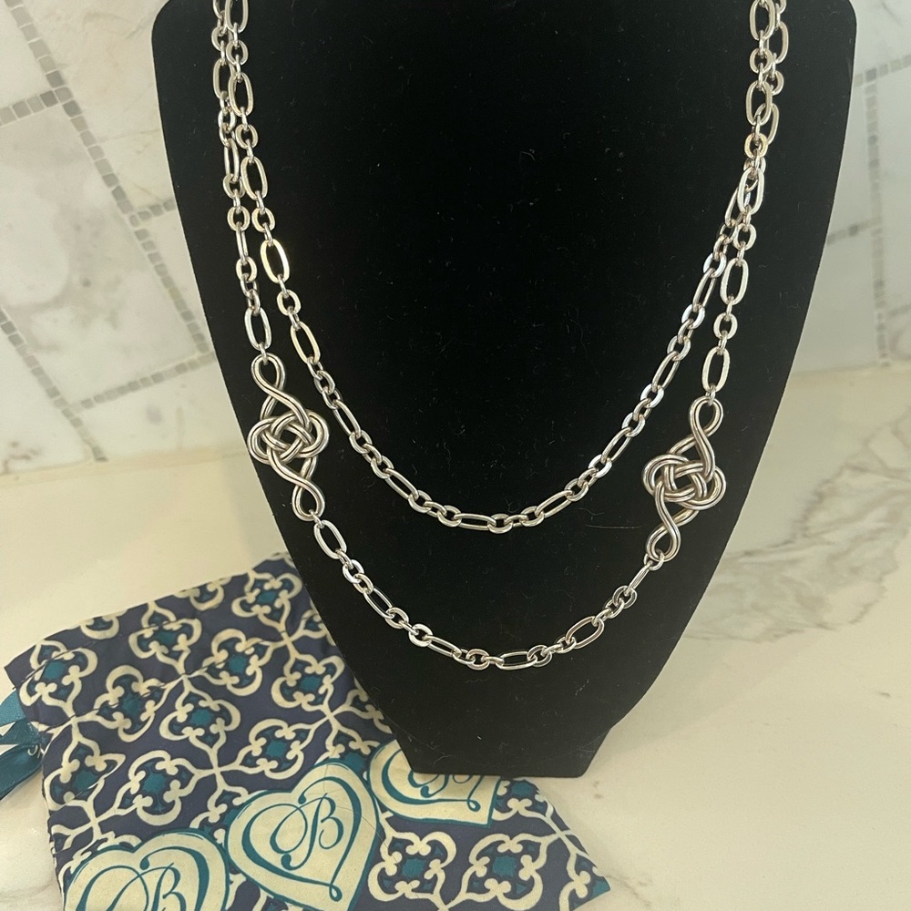 Brighton collectibles necklace